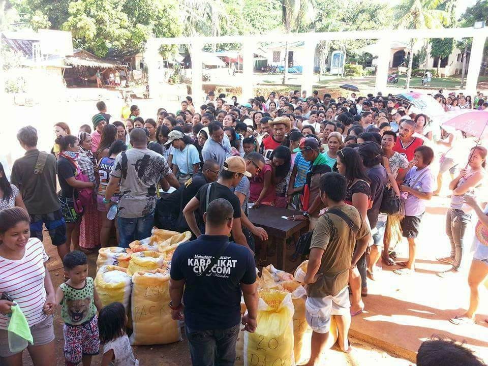 Community Service and Gift Giving at Barangay Yapak during closure