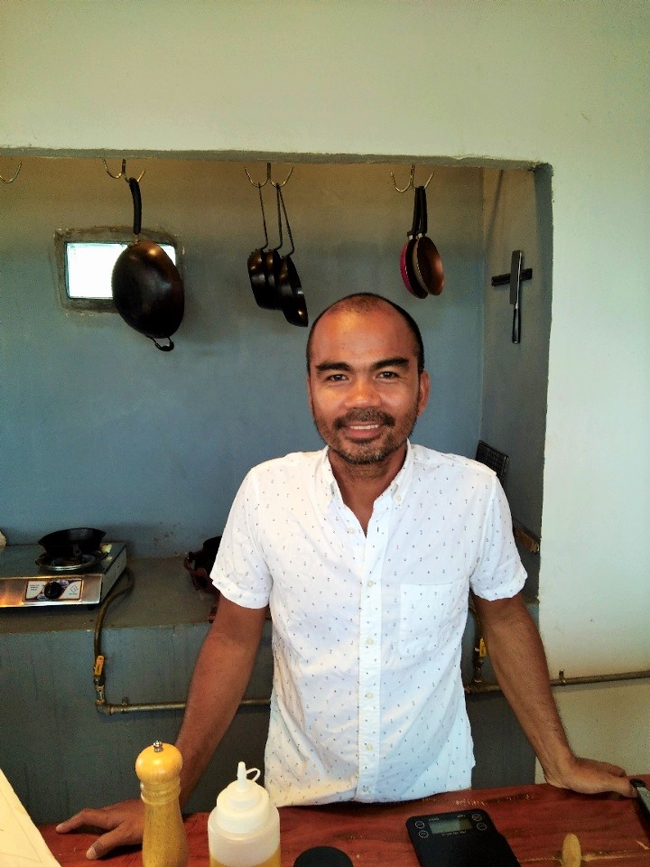 Ranggo Magazine features Jerry Del Rosario of SEE-KEE-HOR Cafe & Hostel, Siquijor