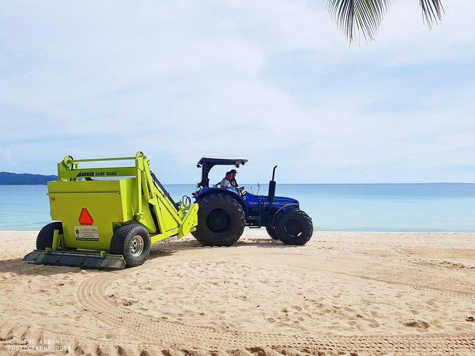 Boracay's New Beach Cleaning Machine arrives May 2018