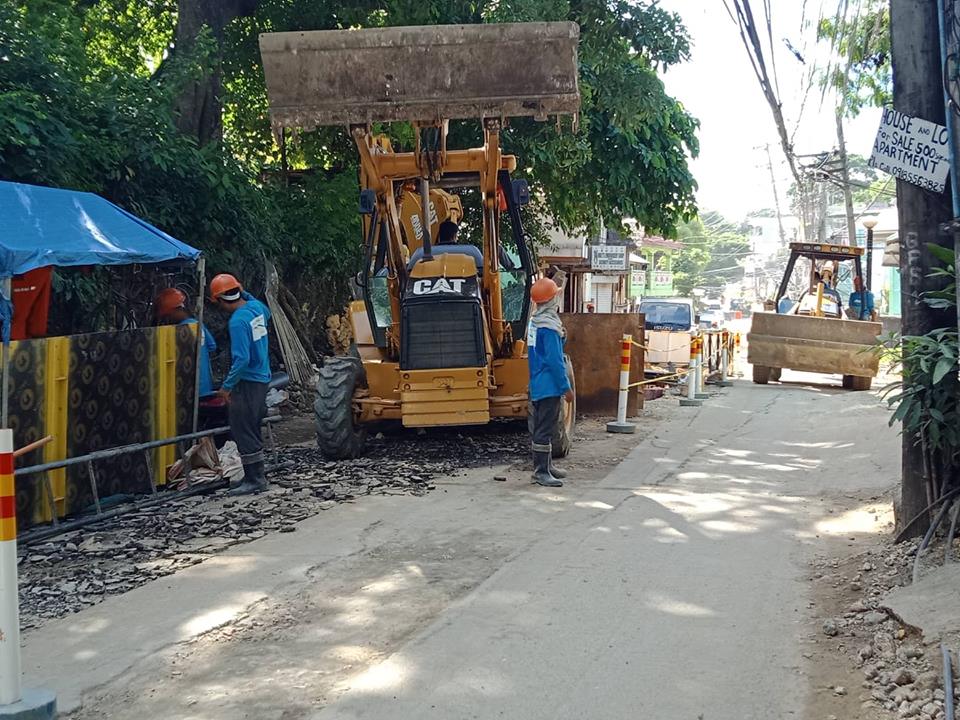 Inside Boracay: Week 10 work on the roads continues. Photo Credit Boracay Informer
