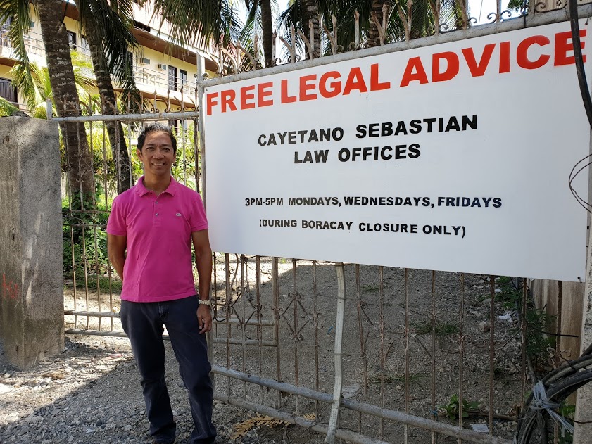 Atty "Butch" offers free legal advice during Boracay's closure