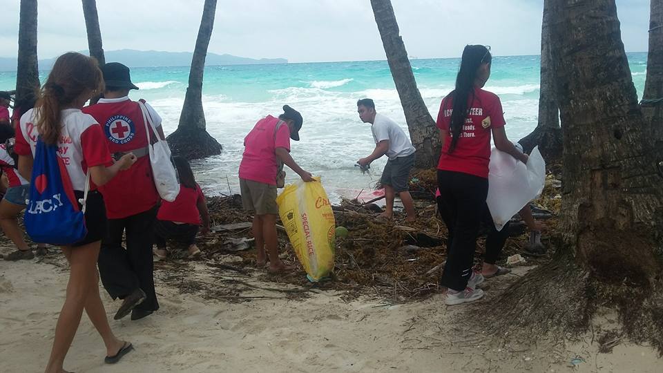 Inside Boracay: Week 16 Red Cross Beach Clean-up. Photo Credit Desiree Segovia