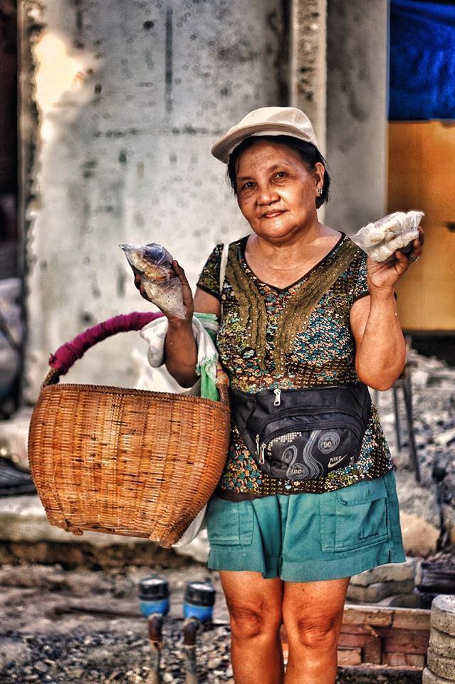 Inside Boracay: Week 5 “Nanay Nora”, famous for 24 years, for her Bibingka – Photo Credit Janna M