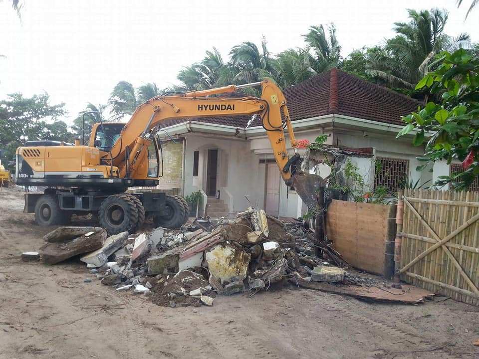 Inside Boracay: Week 15 Property under Demolition. Photo Courtesy of Villaneuva Vie Juvy